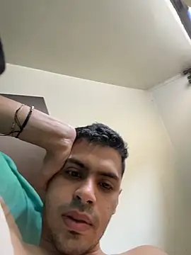 HotWhisper22 online show from December 22, 2025, 1:11 pm