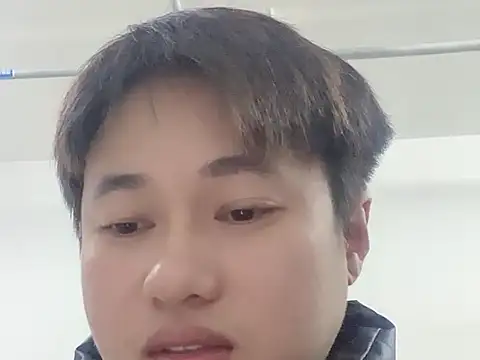 haoqide152 online show from December 16, 2025, 4:22 pm