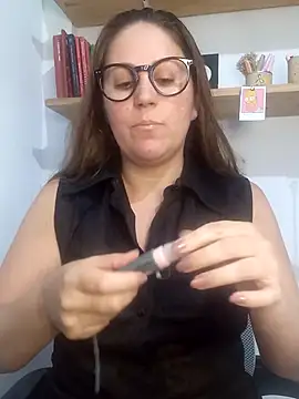 Snapshot of SofiEsteves chatting on February 7, 2026, 8:50 pm SofiEsteves online show from February 7, 2026, 8:50 pm