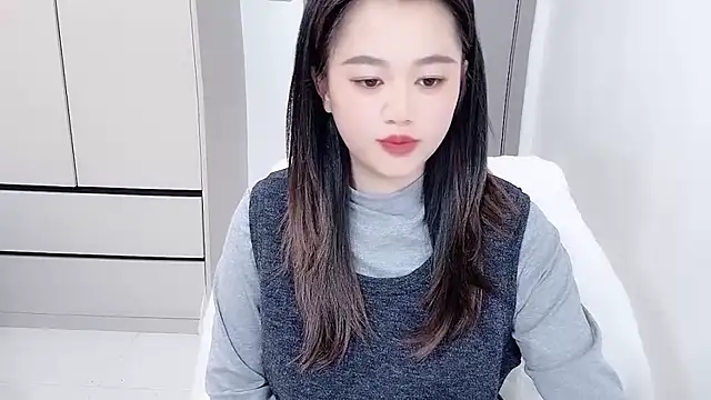 Amireux-8 online show from February 9, 2026, 4:21 am