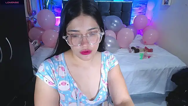 Valeri hot22 online show from February 17, 2026, 8:28 pm