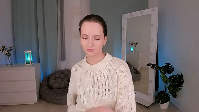 Snapshot of Ariadna_Shy chatting on February 1, 2026, 9:24 pm Ariadna Shy online show from February 1, 2026, 9:24 pm