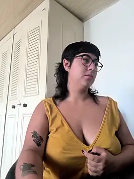 Snapshot of Jasmin_switch chatting on May 13, 2026, 1:51 pm Jasmin switch online show from May 13, 2026, 1:51 pm