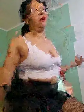 christy ant online show from May 21, 2026, 7:44 pm