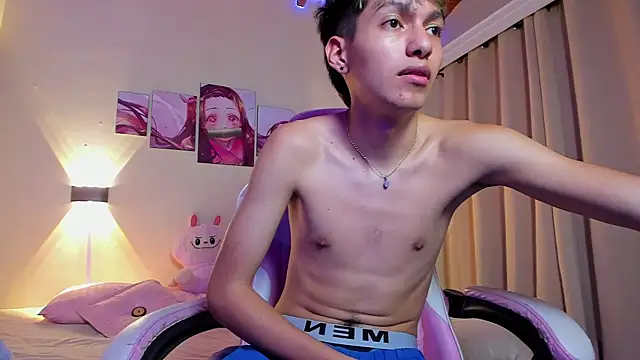 Snapshot of harry_jonshon69 chatting on May 1, 2026, 3:33 am harry jonshon69 online show from May 1, 2026, 3:33 am