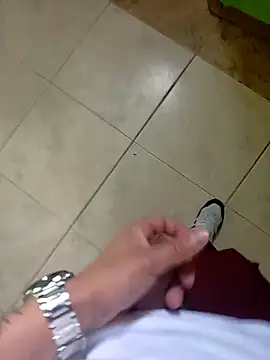 Gloryholeroom online show from April 4, 2026, 8:26 pm