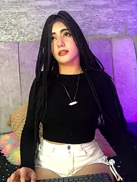 Snapshot of Odett_Khast chatting on January 18, 2026, 5:44 am Odett Khast online show from January 18, 2026, 5:44 am