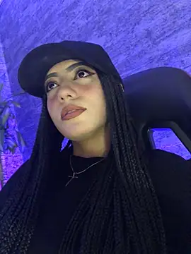 Snapshot of Odett_Khast chatting on January 16, 2026, 5:44 am Odett Khast online show from January 16, 2026, 5:44 am