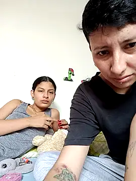 Snapshot of Mei_and_Gaby chatting on February 8, 2026, 5:10 pm Mei and Gaby online show from February 8, 2026, 5:10 pm