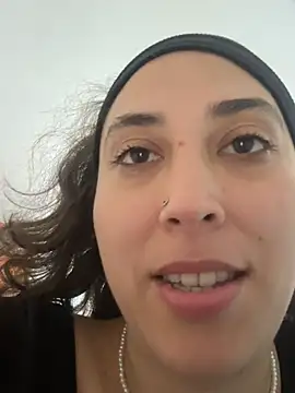 LatinDoll8 online show from April 8, 2026, 4:47 am