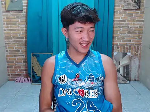 ur boy janloyd online show from December 18, 2025, 11:30 pm