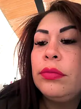 Natymendoza998 online show from February 10, 2026, 8:19 pm