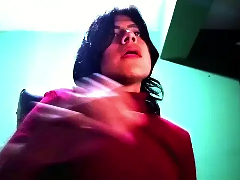 Snapshot of gaspar137 chatting on December 17, 2025, 5:34 am gaspar137 online show from December 17, 2025, 5:34 am