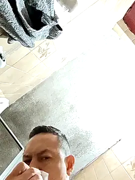 L hotcream online show from March 11, 2026, 11:26 am