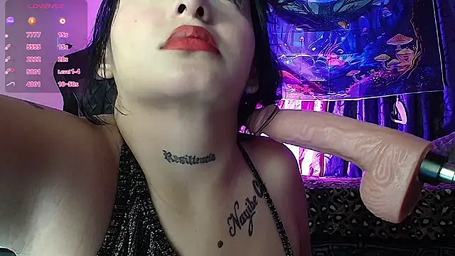 Noxveeltt online show from April 5, 2026, 3:57 am