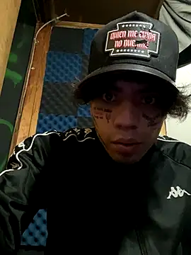 baby young online show from December 22, 2025, 9:04 pm