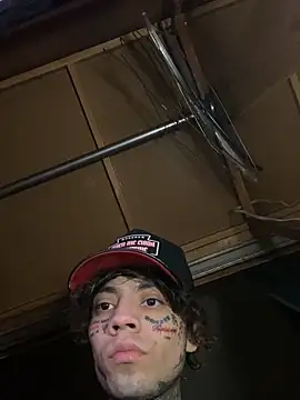 baby young online show from December 18, 2025, 4:17 am