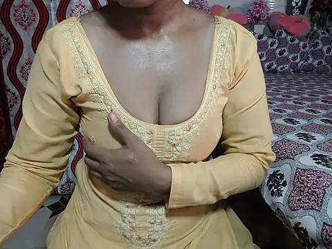 surbhi01 online show from July 16, 2026, 6:54 am