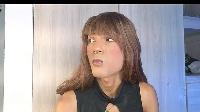 tiffanyy 777 online show from March 15, 2026, 4:19 am