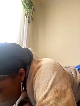 Onyxstardust101 online show from December 19, 2025, 5:59 pm