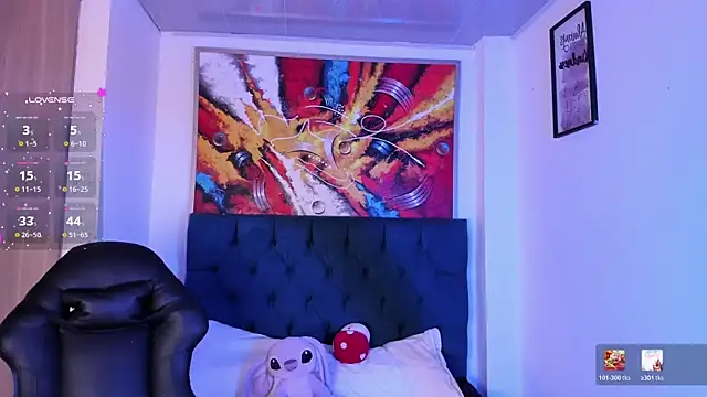 Violet Blazee online show from December 20, 2025, 11:13 am