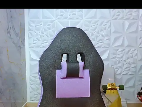 Boy tatto77 online show from February 27, 2026, 2:39 pm