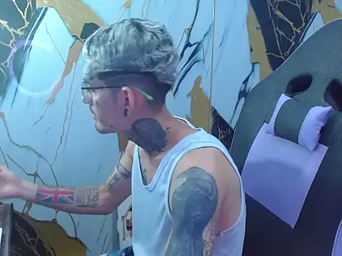 Boy tatto77 online show from February 12, 2026, 6:51 pm