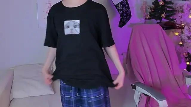 Snapshot of LetoriaNotley chatting on January 9, 2026, 8:38 pm LetoriaNotley online show from January 9, 2026, 8:38 pm