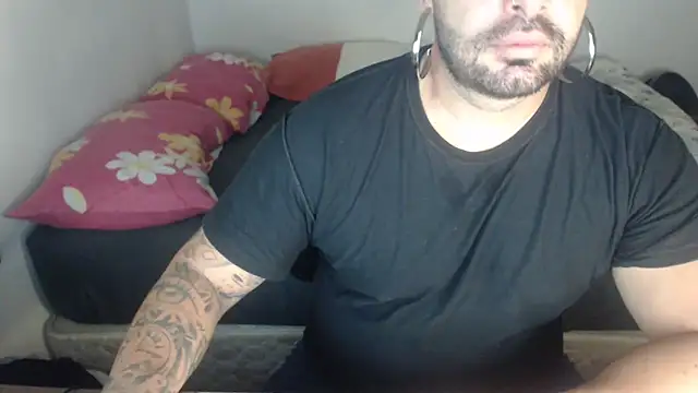 Snapshot of drlluis chatting on March 22, 2026, 12:14 am drlluis online show from March 22, 2026, 12:14 am