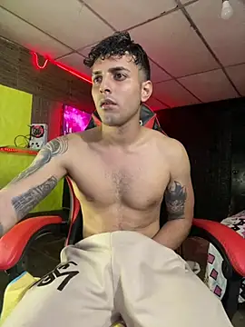 Snapshot of JustynAle2025 chatting on January 11, 2026, 3:57 am JustynAle2025 online show from January 11, 2026, 3:57 am