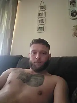 Snapshot of yandy_p90 chatting on June 18, 2026, 3:17 pm yandy p90 online show from June 18, 2026, 3:17 pm