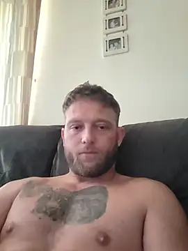 Snapshot of yandy_p90 chatting on June 28, 2026, 1:06 pm yandy p90 online show from June 28, 2026, 1:06 pm