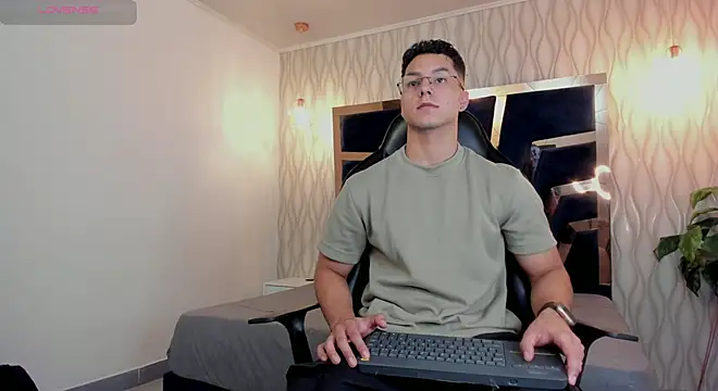 Noah Clarkk online show from March 1, 2026, 3:56 pm