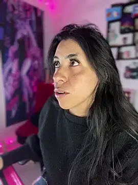 Sky Girl LS online show from April 18, 2026, 2:36 am