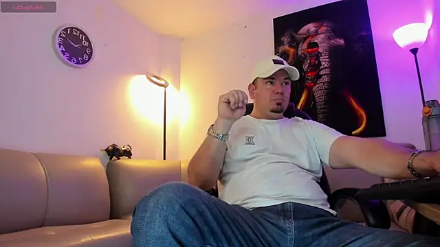 Snapshot of Dante_Bellini chatting on February 8, 2026, 2:37 pm Dante Bellini online show from February 8, 2026, 2:37 pm