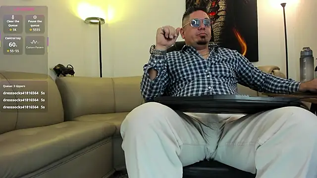 Snapshot of Dante_Bellini chatting on February 12, 2026, 1:55 pm Dante Bellini online show from February 12, 2026, 1:55 pm