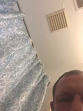 Hotcock8899 online show from April 1, 2026, 7:11 pm