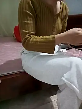 Snapshot of Sweet-Berryy chatting on February 8, 2026, 1:09 pm Sweet-Berryy online show from February 8, 2026, 1:09 pm