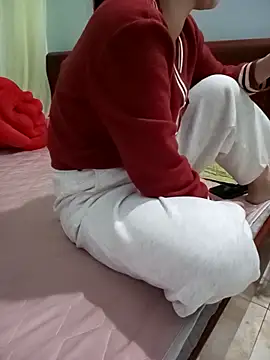 Snapshot of Sweet-Berryy chatting on February 25, 2026, 4:29 pm Sweet-Berryy online show from February 25, 2026, 4:29 pm