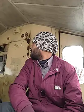 novio-de-la-tarde online show from February 4, 2026, 4:29 am