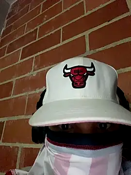 valentino2026 online show from December 18, 2025, 8:19 am