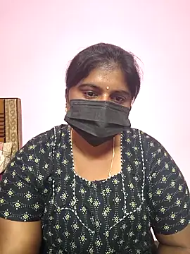 blackqueen-tamil online show from December 18, 2025, 3:05 pm