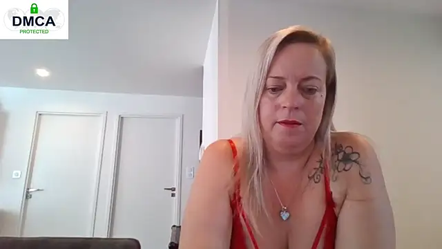 Miss-Chupagirly online show from July 18, 2026, 7:06 am