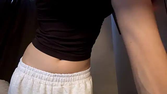 lisa montana online show from January 9, 2026, 8:32 am