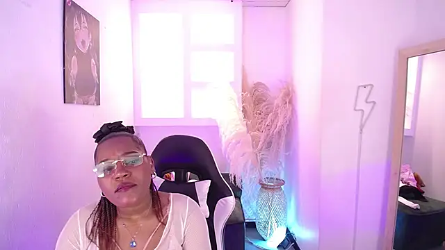 Snapshot of Maleja_diguran1 chatting on December 18, 2025, 5:06 pm Maleja diguran1 online show from December 18, 2025, 5:06 pm