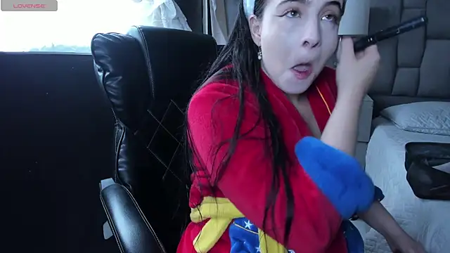 Snapshot of ChannelWhitee_ chatting on January 6, 2026, 9:19 pm ChannelWhitee online show from January 6, 2026, 9:19 pm