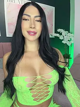 Snapshot of ItsTatiana chatting on May 18, 2026, 2:00 pm ItsTatiana online show from May 18, 2026, 2:00 pm