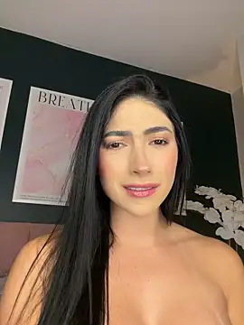 Snapshot of ItsTatiana chatting on May 4, 2026, 10:01 pm ItsTatiana online show from May 4, 2026, 10:01 pm