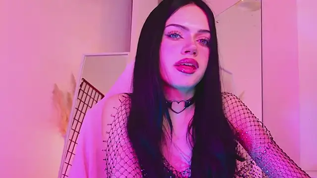 Snapshot of Dark_Diva chatting on May 28, 2026, 9:10 pm Dark Diva online show from May 28, 2026, 9:10 pm
