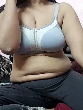 BINNIHYJ online show from December 20, 2025, 9:34 am